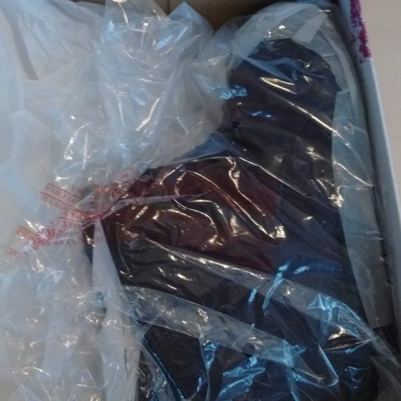 Clarks Cloudsteppers Sillian Sway Ladies Ankle Boots, Womens Aubergine 6M US - Picture 2 of 7